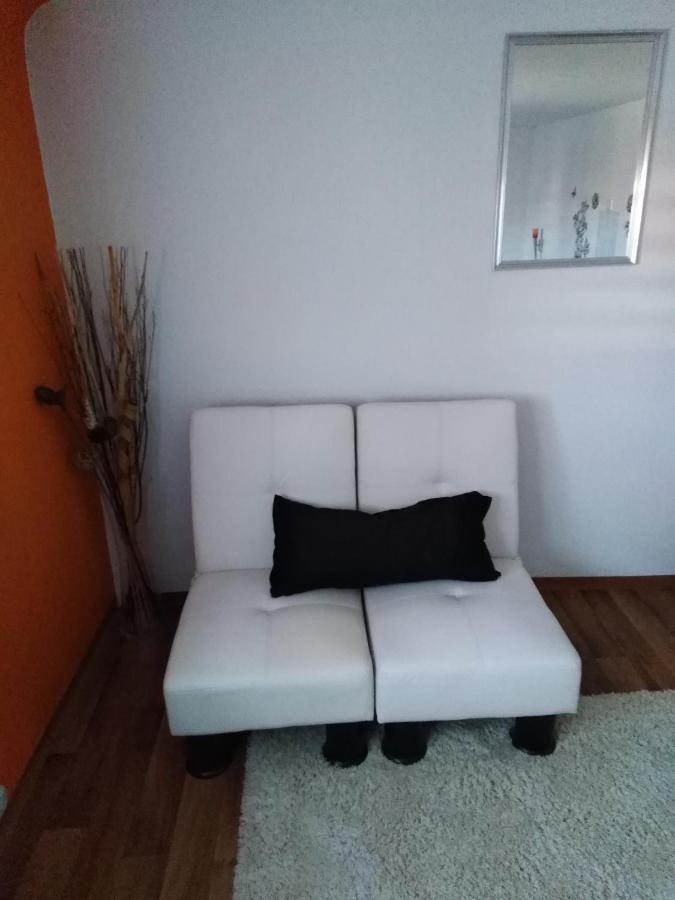 Ferienwohnung Mit Kleinem Garten Sonnenbühl المظهر الخارجي الصورة
